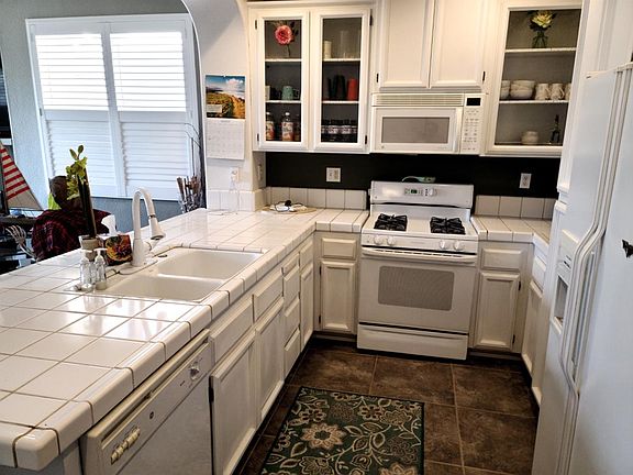 5th image of 1830 Dawnelle Way