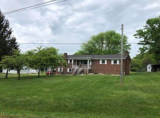 3404 Blue Springs Rd, Strawberry Plains, TN 37871