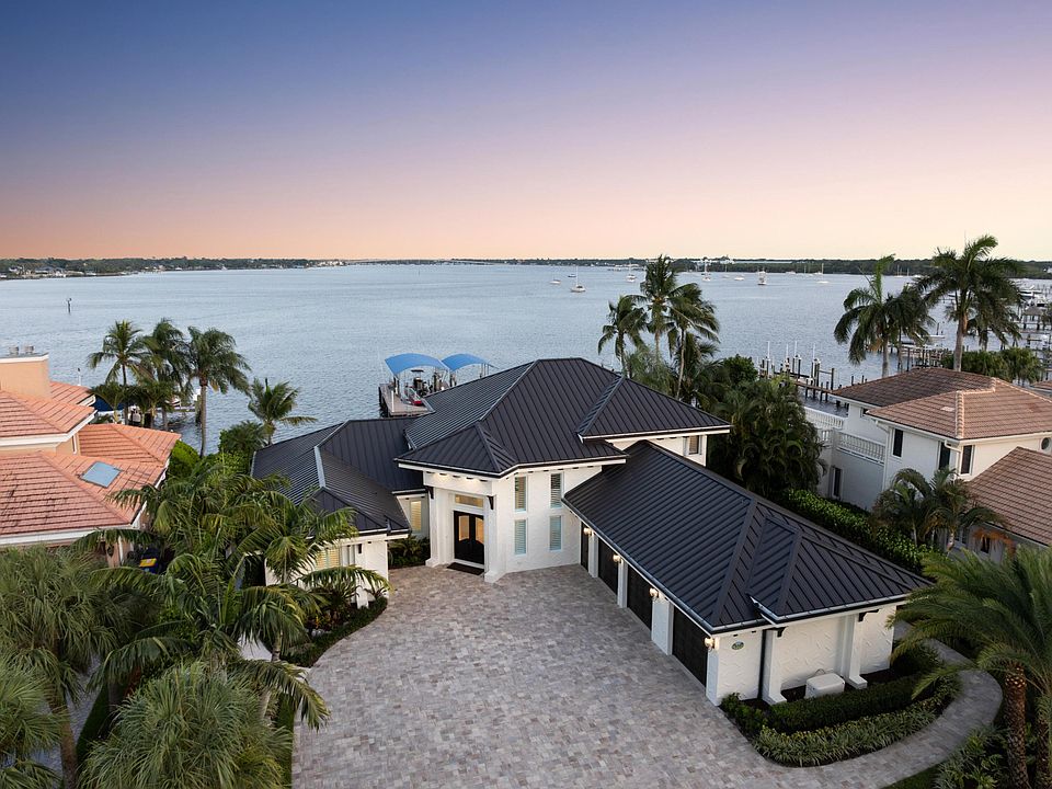 1st image of 681 SW Bay Pointe Circle
