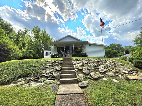 2301 Sarah Rd, Ashland, KY 41101