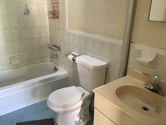 Rented by Premier Metro Realty Corp | media 4