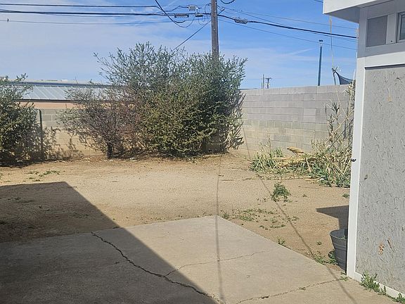 4th image of 2901 Carol St NE