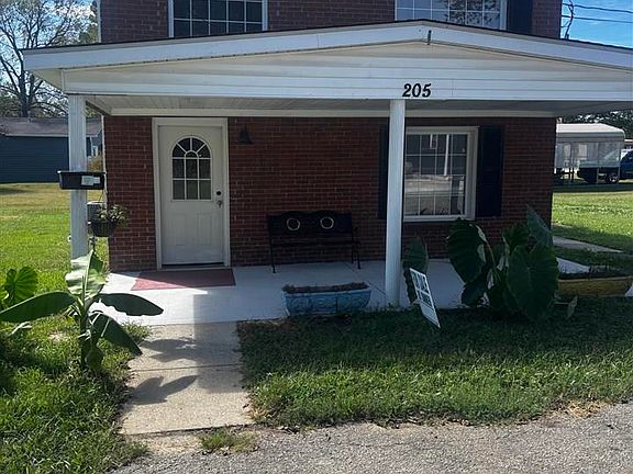 4th image of 205 N 15th St