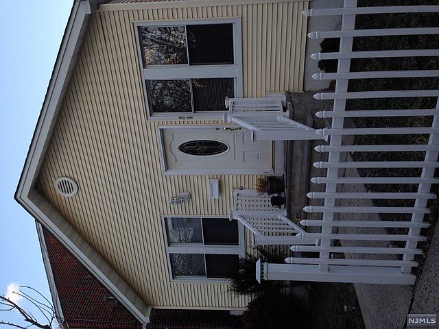 1st image of 28 Mount Prospect Ave