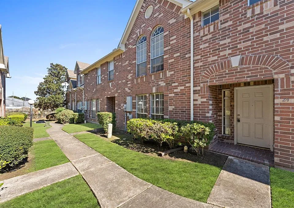11735 Alief Clodine Rd