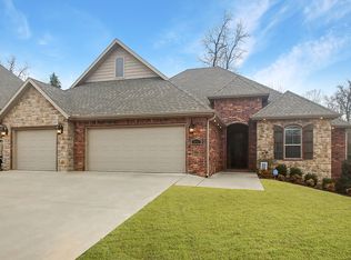 6604 Addison Ave, Cave Springs, AR 72718