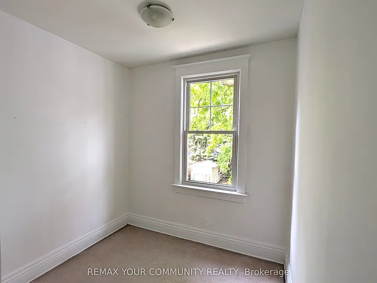 186 Roslin Ave #M4N-1Z6 — Photo 13
