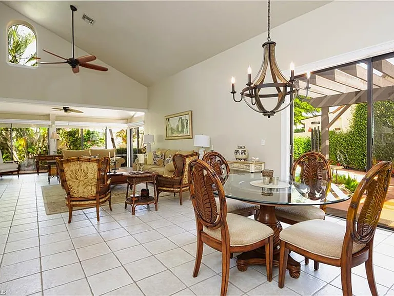 6810 Sand Pointe Cir #4.26 — Photo 5