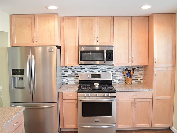 2nd image of 6601 Netties Ln Unit 1806