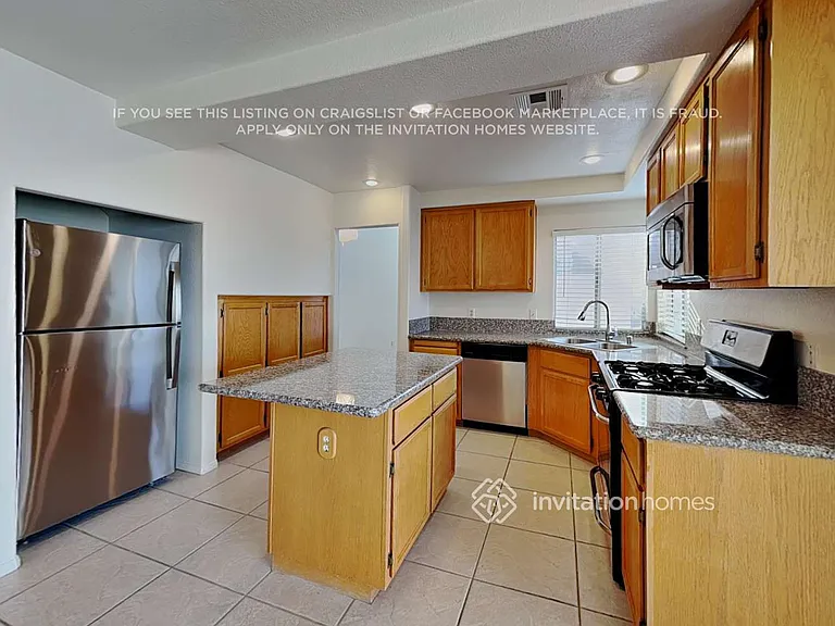 8244 Bermuda Beach Dr — Photo 6