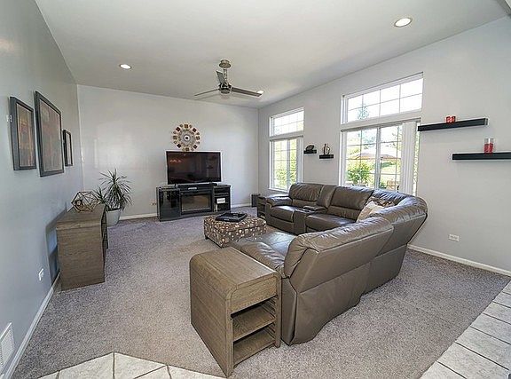 4th image of 248 Cross Creek Ln
