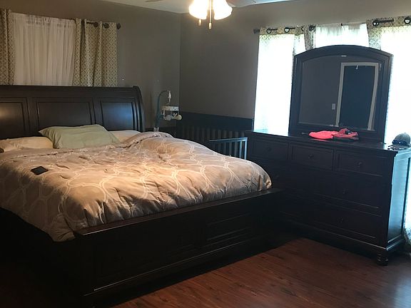 2nd image of 106 Wayside Dr
