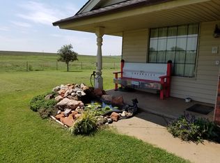 10687 N 2400th Rd, Weatherford, OK 73096