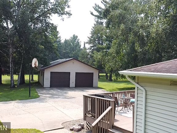 3rd image of 36668 Deer St