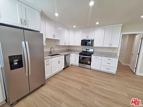 1449 Butler Ave Photo 1