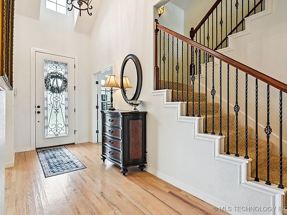 4th image of this home