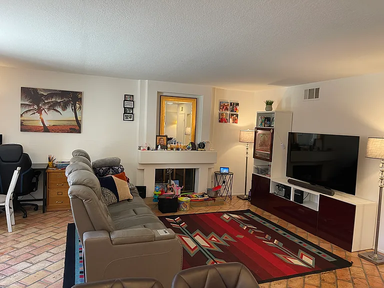 5 Via Lantana — Photo 10