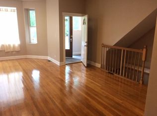 2821 N Sacramento Ave #1, Chicago, IL 60618