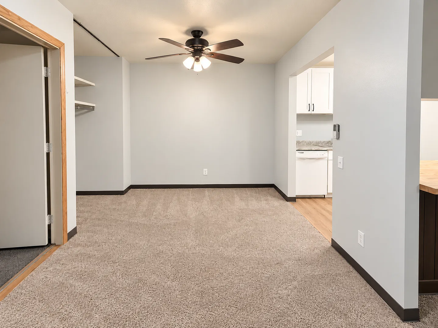 Kingston Apartments — Photo 4