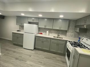 19 Railroad Ave APT 1, Staten Island, NY 10305