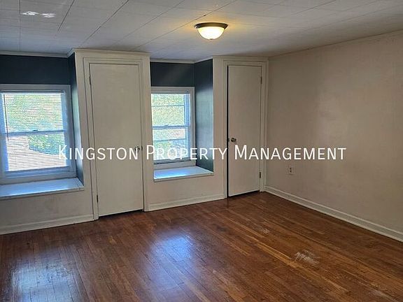 5th image of 1211 North Limestone APT 1