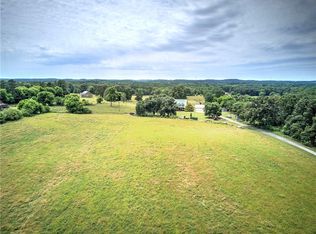 141 Holcomb Spur Rd, Adairsville, GA 30103