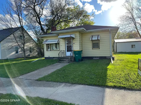 115 6th Ave SE, Mayville, ND 58257