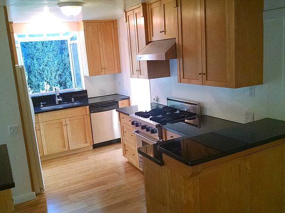 4th image of 3541 Mevel Pl