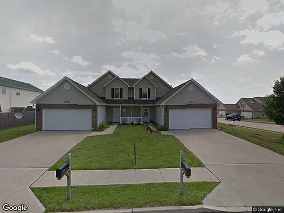 3rd image of 2302 Shamrock Dr #1