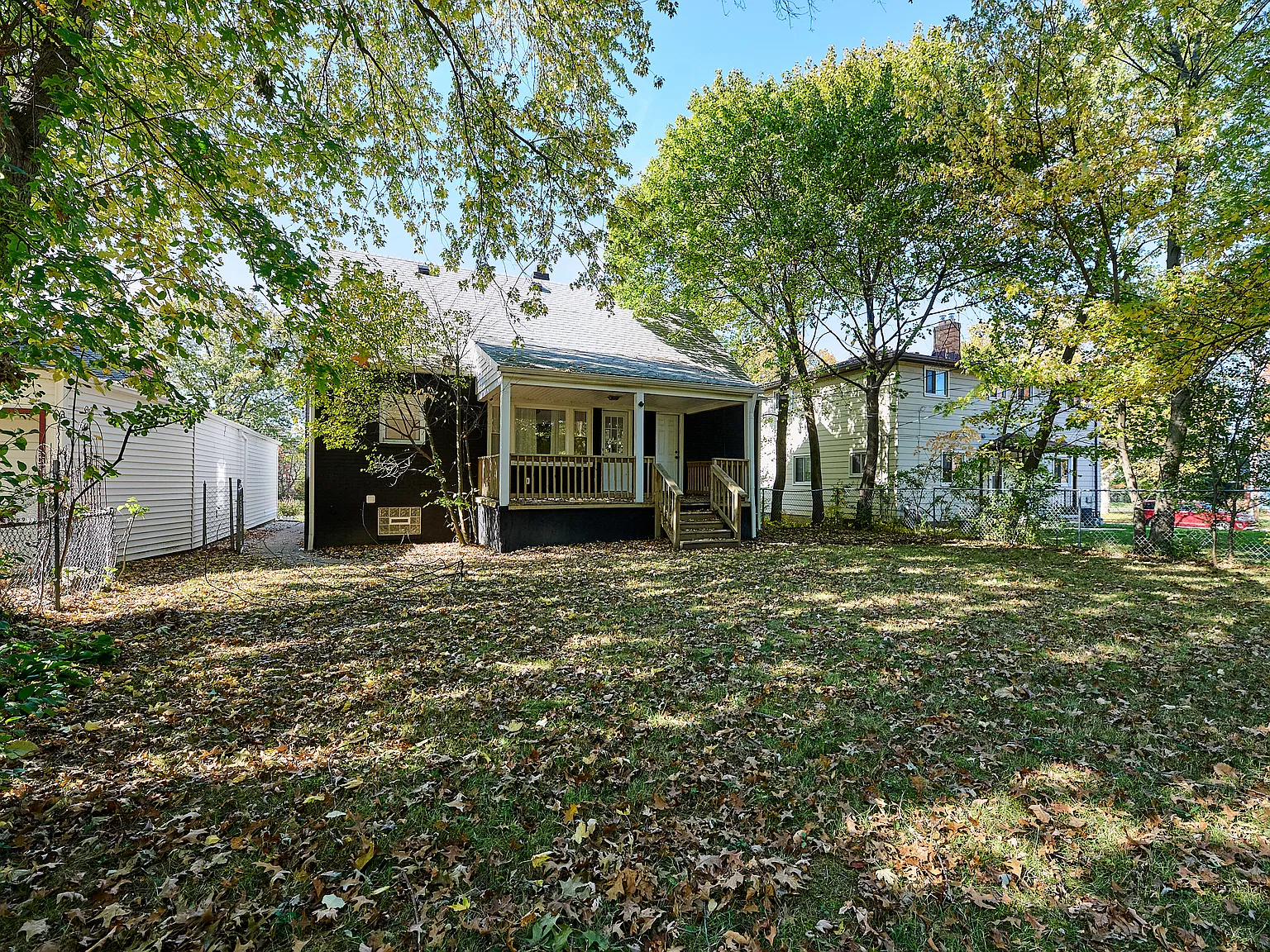 4 bed, 2650 sqft, $2,775 — Photo 3