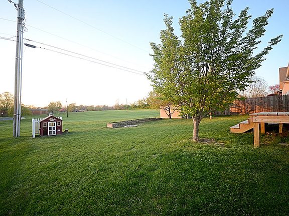 4th image of 1713 Bettys Ct