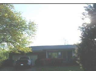 244 Pebblebrook Dr, Shepherdsville, KY 40165