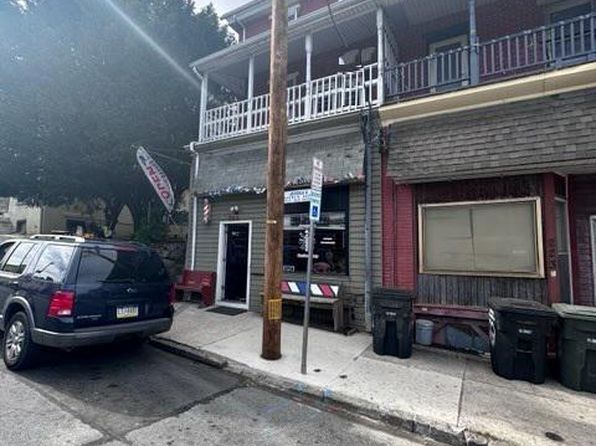 225 W Lincoln Hwy, Coatesville, PA 19320