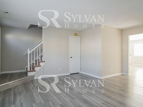3rd image of 5402 Grand Lake Cres