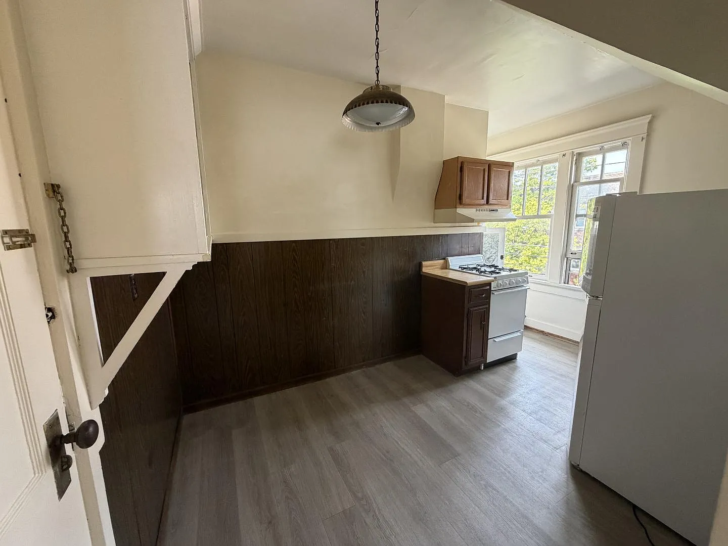 608 Chestnut Street - Apt. 8 — Photo 3
