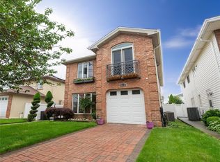 16107 90th St, Howard Beach, NY 11414