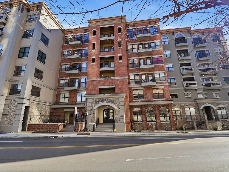1803 Broadway #519 — Photo 31