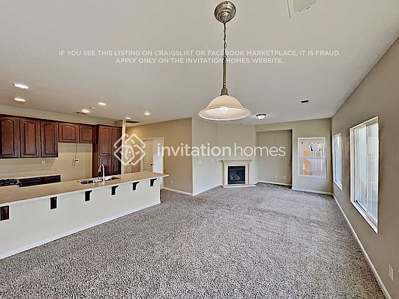 3rd image of 391 Winter Garden Ave