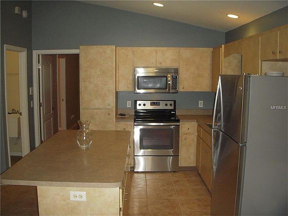 5th image of 3235 Madagascar Ave