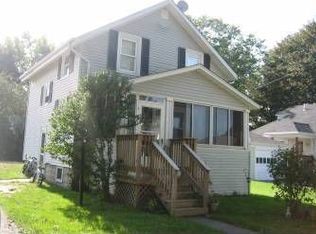 38 Maplewood Ave, Swansea, MA 02777