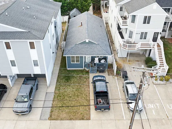 640 W Pine Ave, North Wildwood, NJ 08260