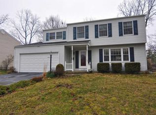 368 Oak Hill Dr, Westerville, OH 43081