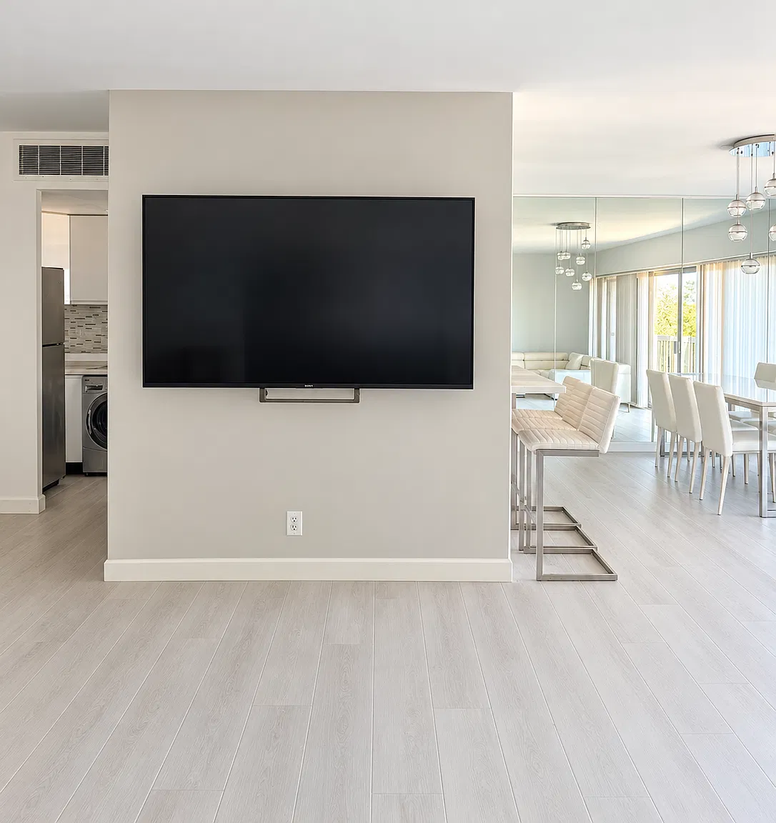 10450 Wilshire Blvd — Photo 3