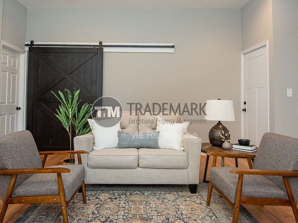 1st image of 318 N Duke St #1