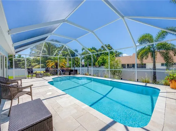 9834 Pennsylvania AVE, BONITA SPRINGS, FL 34135