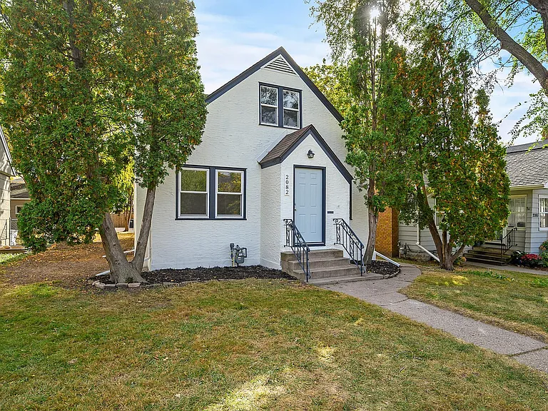 2082 Berkeley Ave — Photo 2