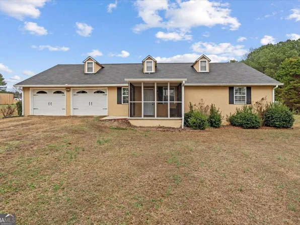 40 L Z Jackson Rd, Bowdon, GA 30108