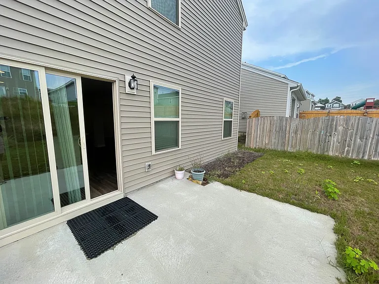 2237 Trakand Dr — Photo 12