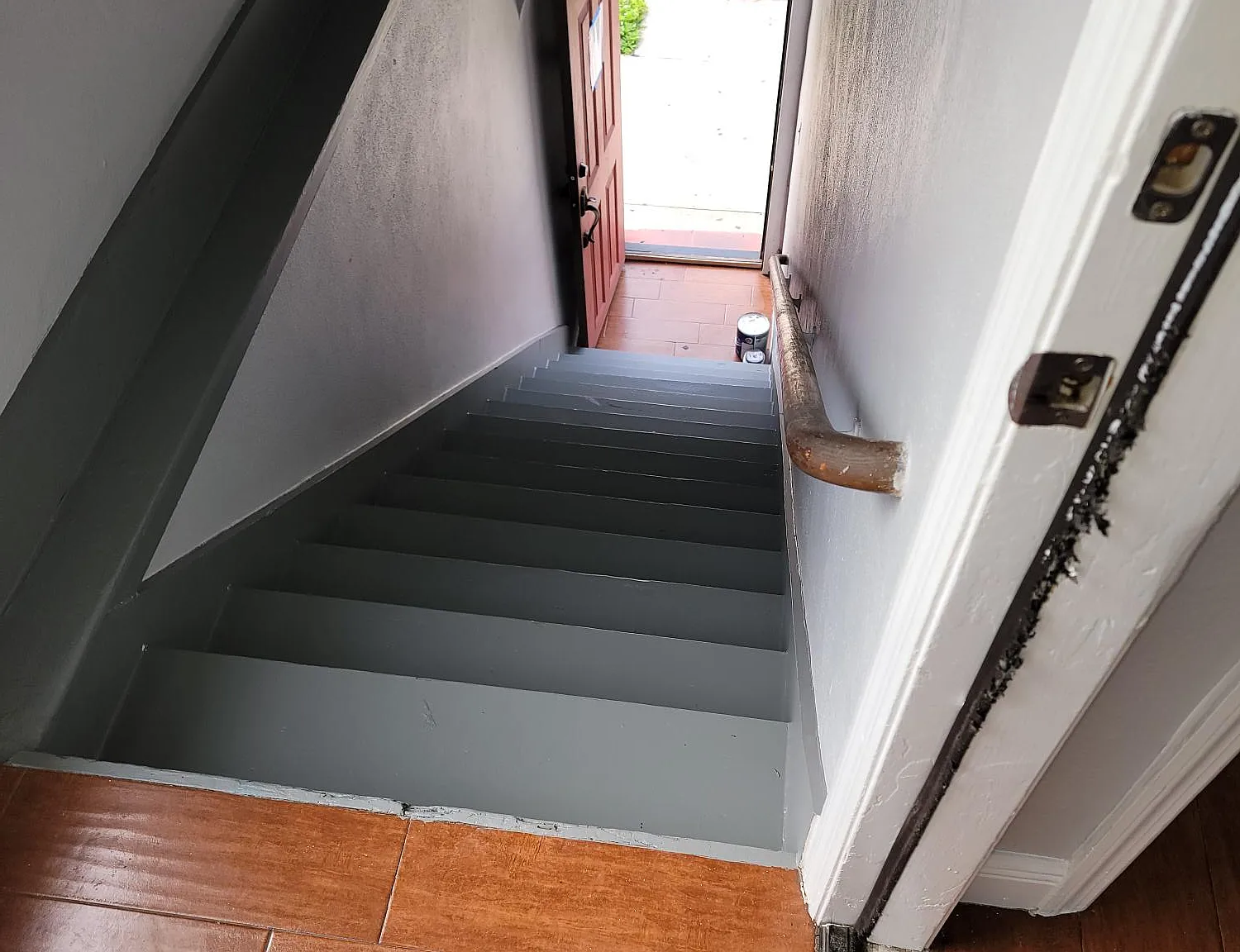 117 S Lake Ave — Photo 3