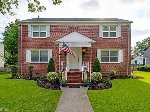 215 Riverside Dr, Portsmouth, VA 23707